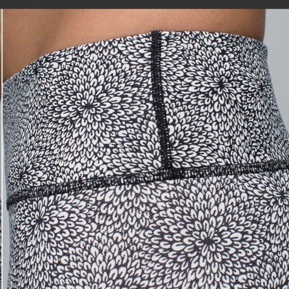 Lululemon Wunder Under Pant Plush Petal Deep Coal Ghost Size 2 - Picture 9 of 9